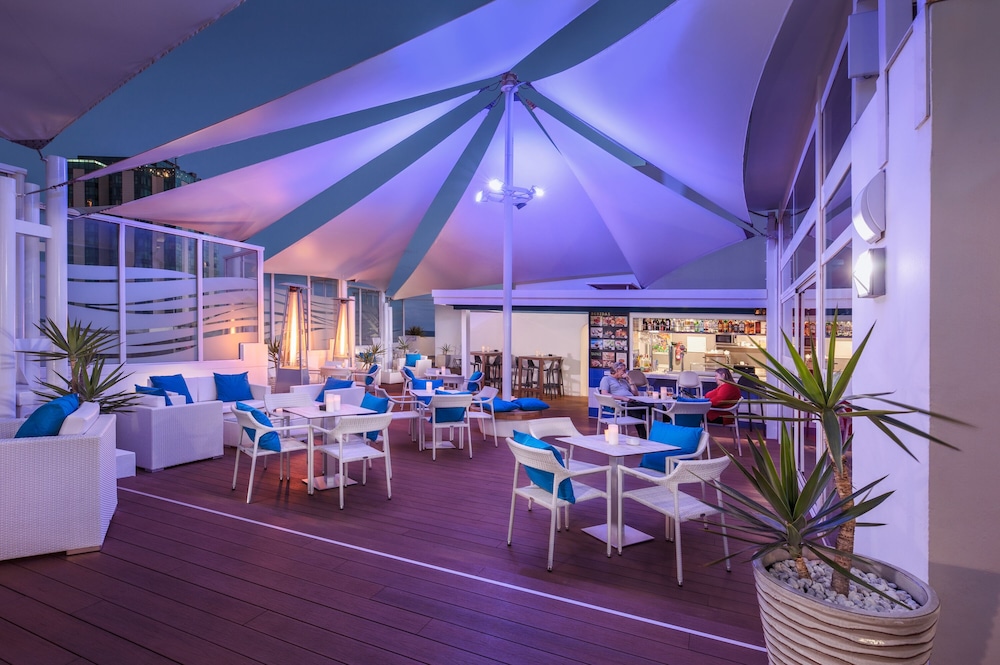 Hotel Lancelot — Restaurant & bars in Arrecife, Canary Islands