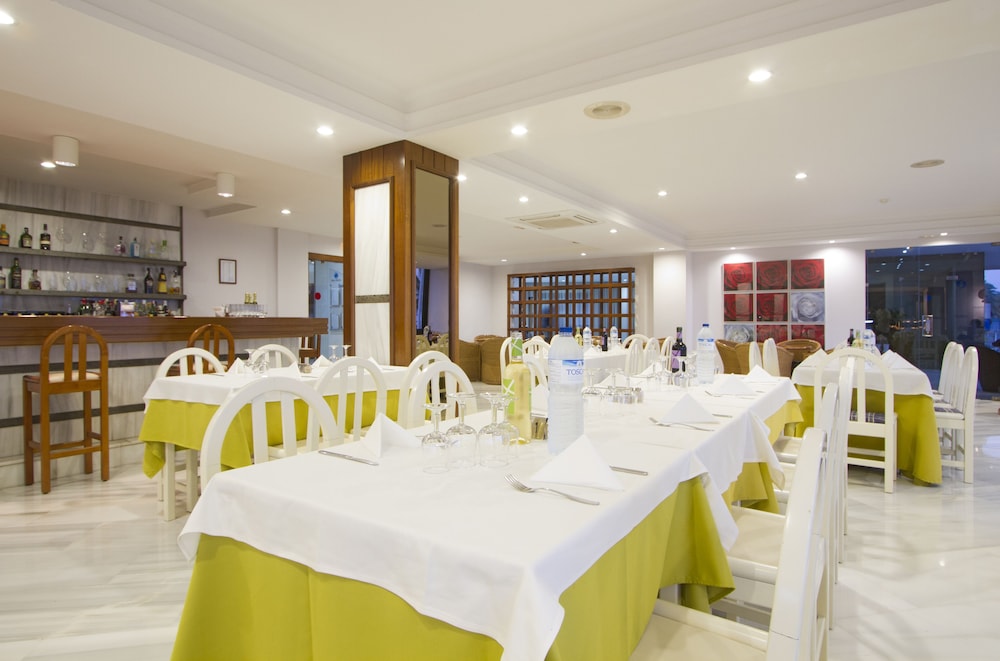 Hotel Lancelot — Restaurant & bars in Arrecife, Canary Islands