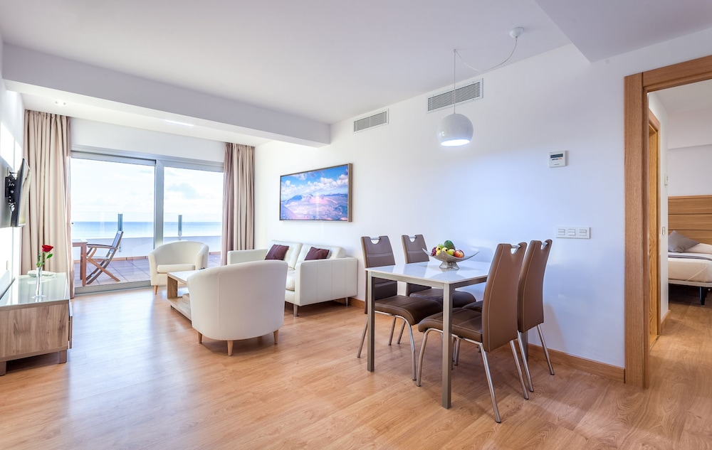 Hotel Lancelot — Hotel rooms in Arrecife, Canary Islands