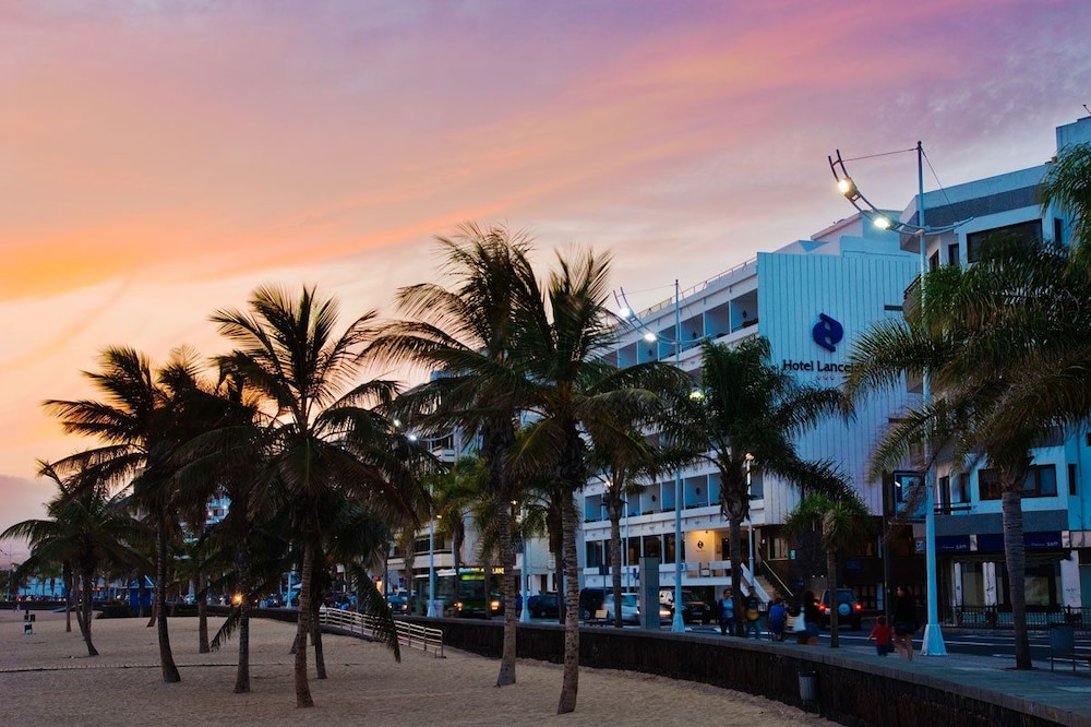 Hotel Lancelot — Hotel building in Arrecife, Canary Islands