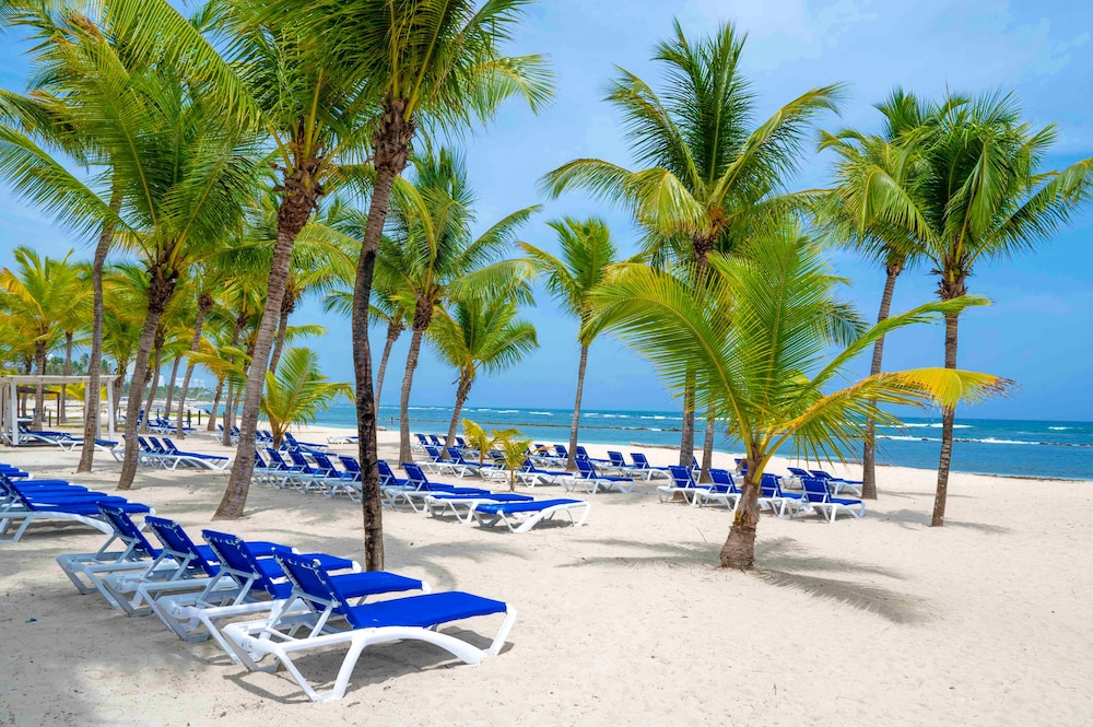Coral Costa Caribe Beach Resort - All Inclusive — Beach in Juan Dolio, San Pedro de Macorís