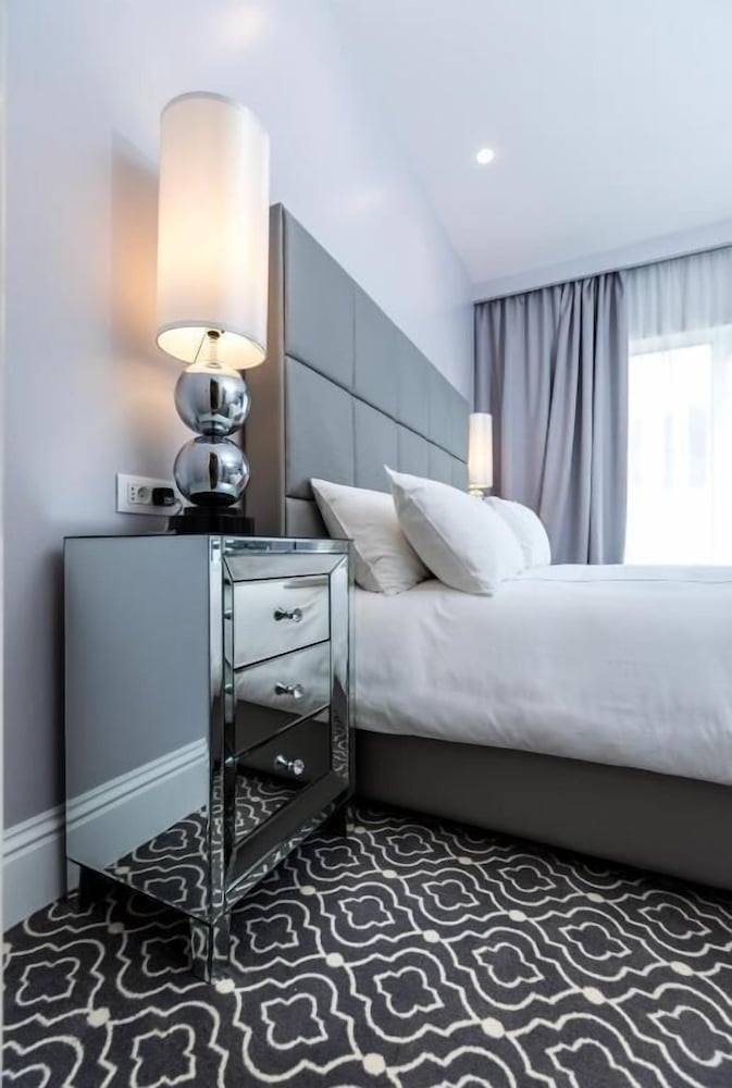 Hotel Royal Ariston — Hotel rooms in Dubrovnik, Dubrovnik-Neretva