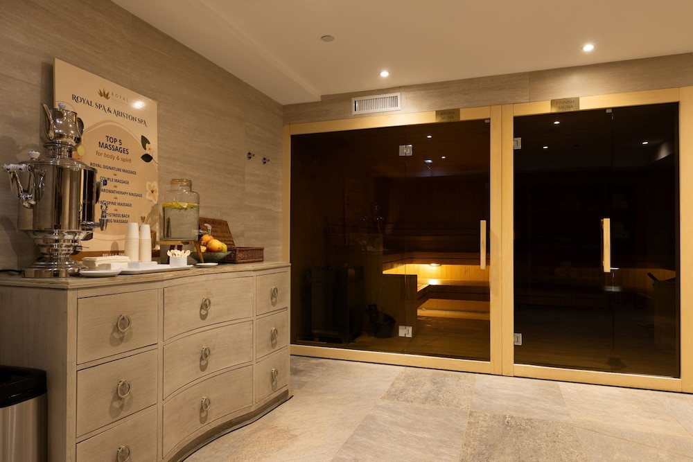 Hotel Royal Ariston — Hotel rooms in Dubrovnik, Dubrovnik-Neretva