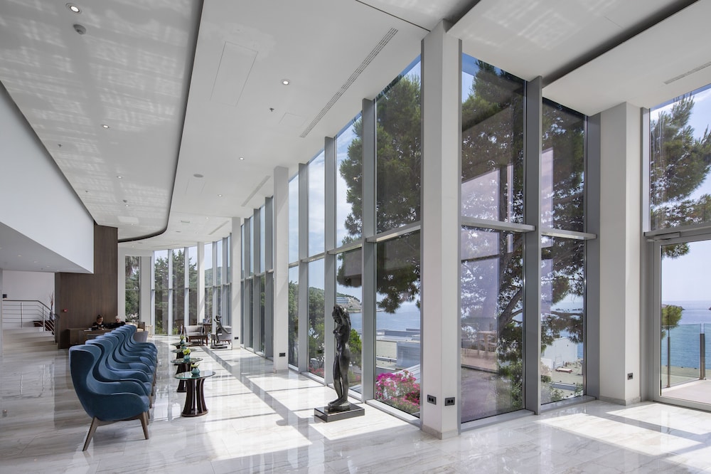 Hotel Royal Ariston — Hotel building in Dubrovnik, Dubrovnik-Neretva
