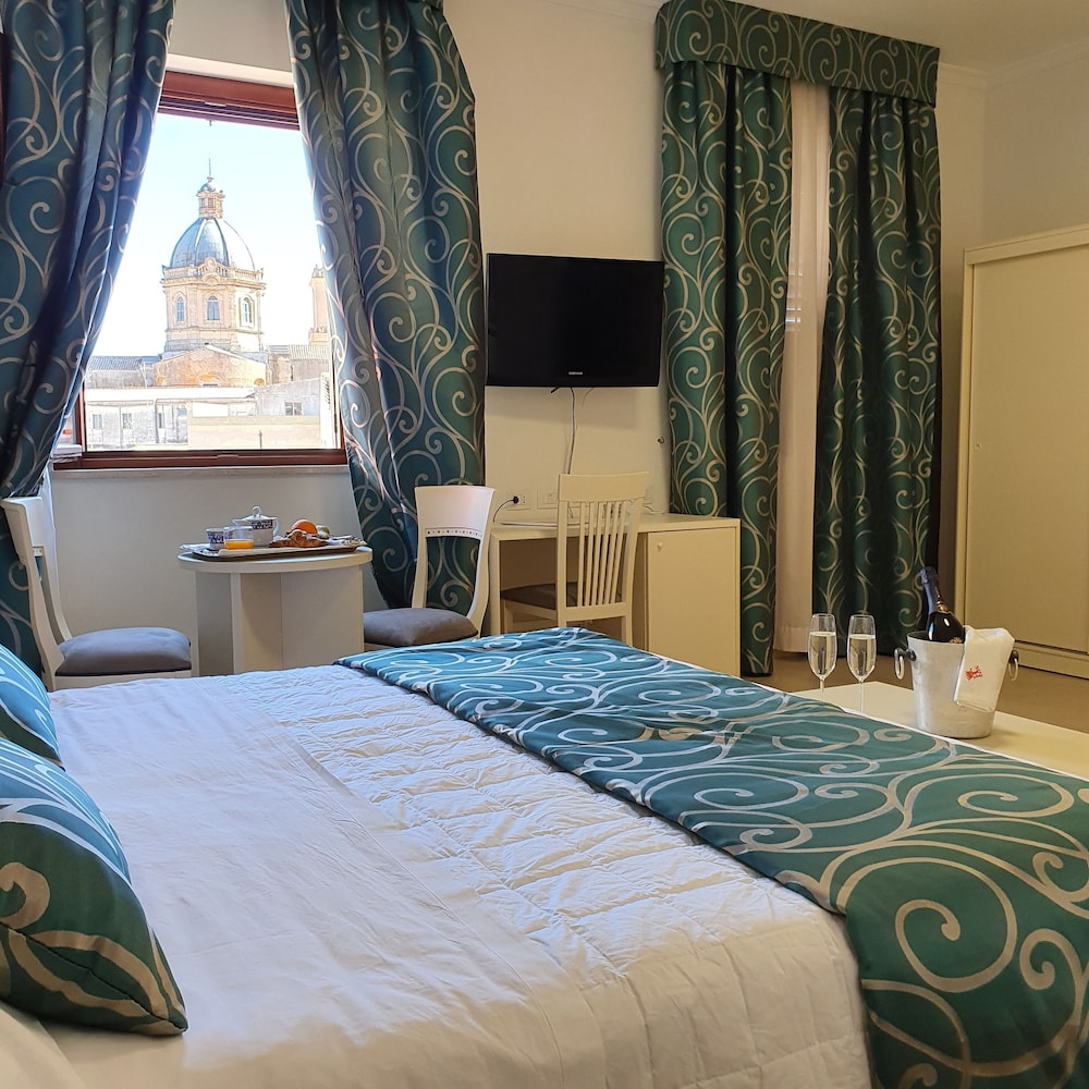Hotel Centrale Spa & Relax — Hotel rooms in Alcamo, Sicily