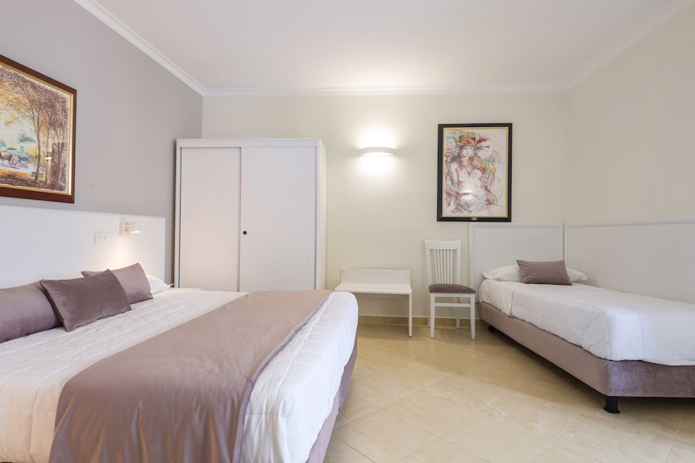 Hotel Centrale Spa & Relax — Hotel rooms in Alcamo, Sicily