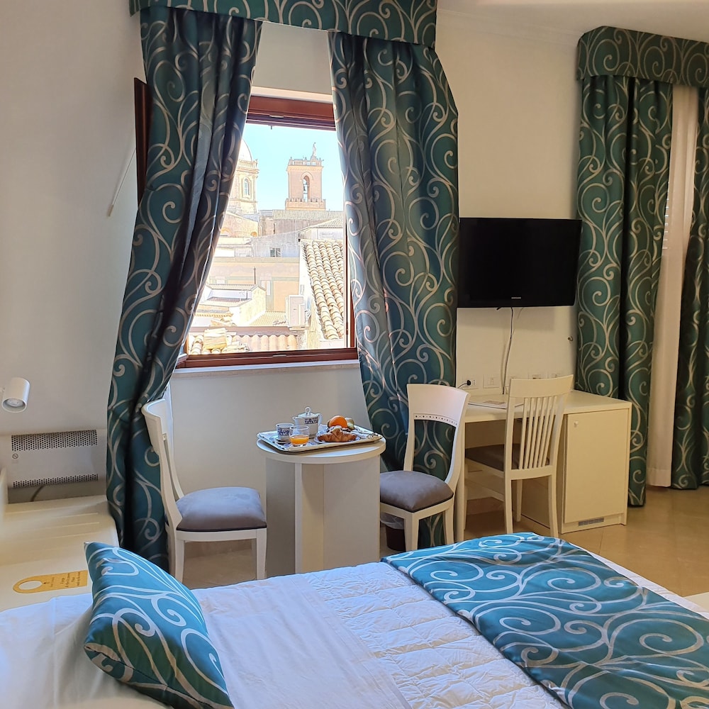 Hotel Centrale Spa & Relax — Hotel rooms in Alcamo, Sicily