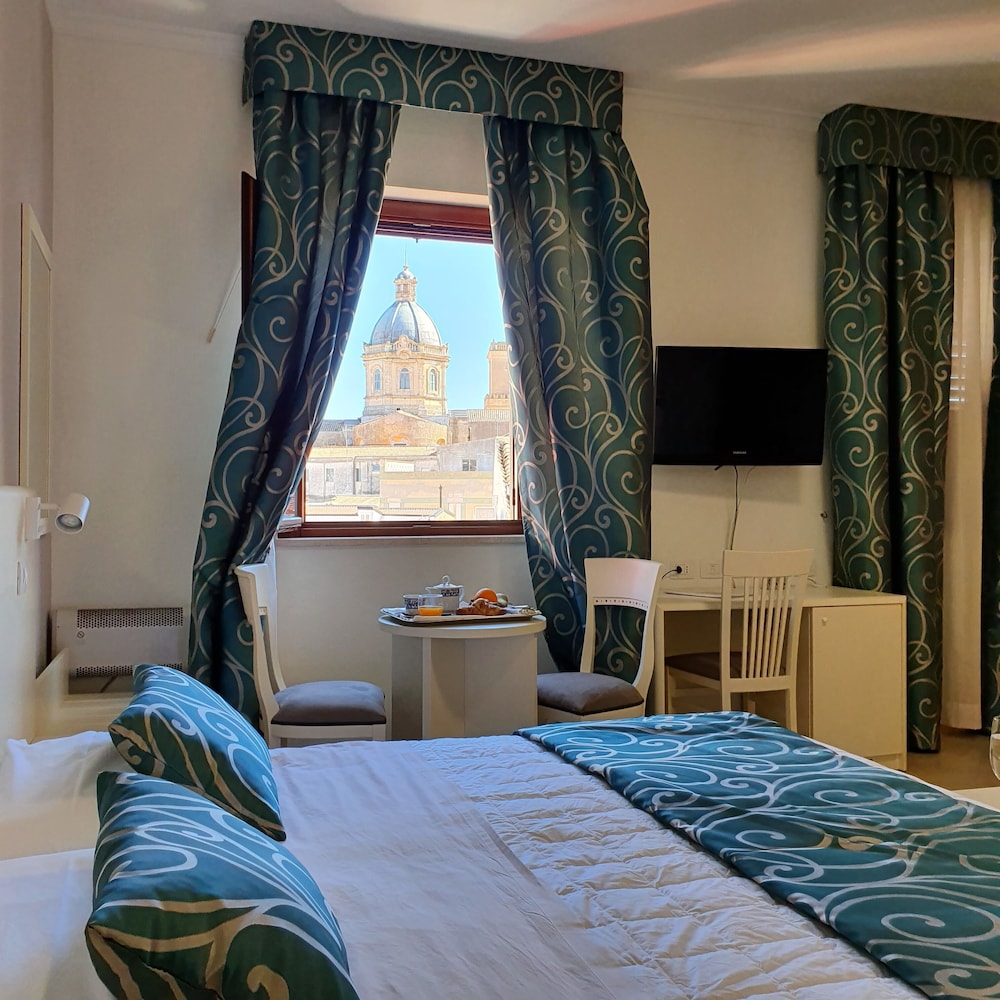 Hotel Centrale Spa & Relax — Hotel rooms in Alcamo, Sicily