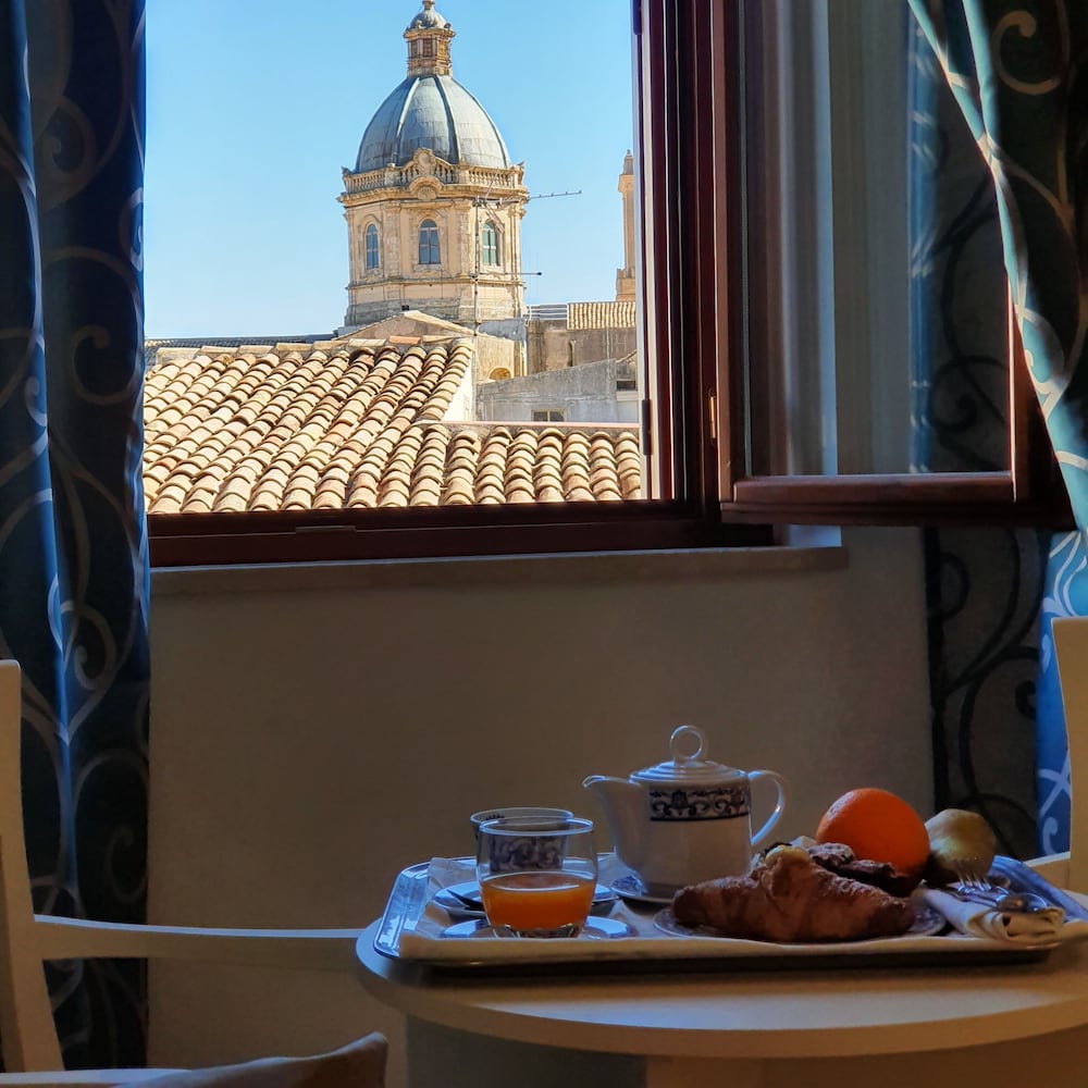 Hotel Centrale Spa & Relax — Hotel rooms in Alcamo, Sicily