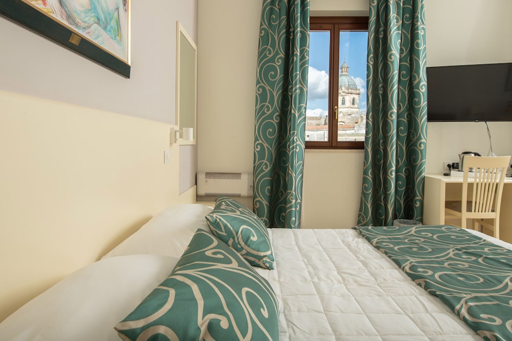 Hotel Centrale Spa & Relax — Hotel rooms in Alcamo, Sicily
