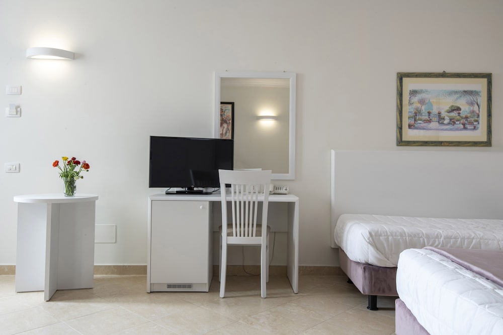 Hotel Centrale Spa & Relax — Hotel rooms in Alcamo, Sicily