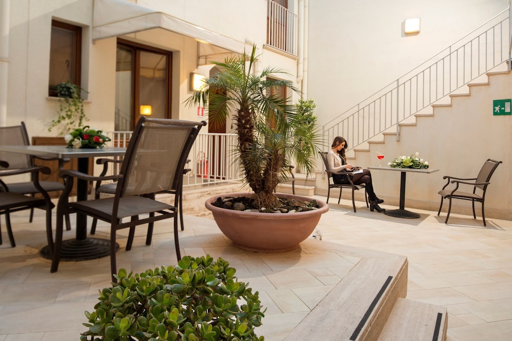 Hotel Centrale Spa & Relax — Hotel building in Alcamo, Sicily