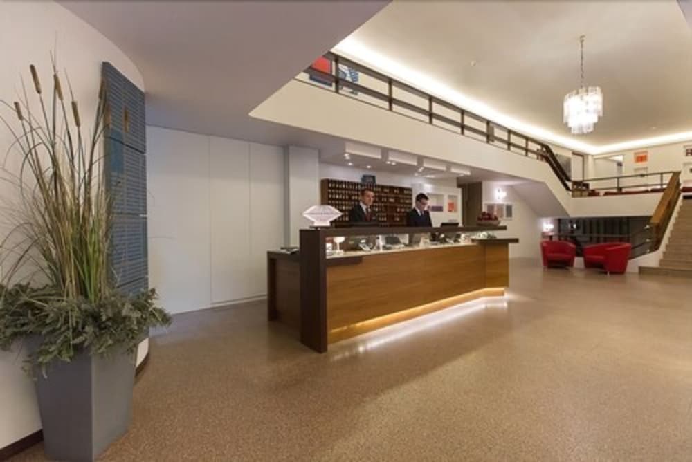 Hotel Italia — Hotel building in Cagliari, Sardinia