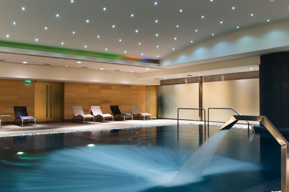 UNA HOTELS T Hotel Cagliari — Spa in Cagliari, Sardinia