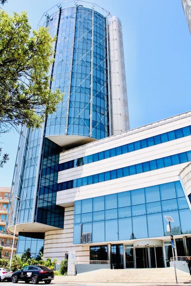 UNA HOTELS T Hotel Cagliari