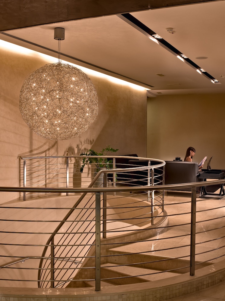 Regina Margherita Hotel — Hotel building in Cagliari, Sardinia