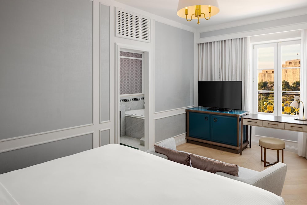Hilton Imperial Dubrovnik — Hotel rooms in Dubrovnik, Dubrovnik-Neretva