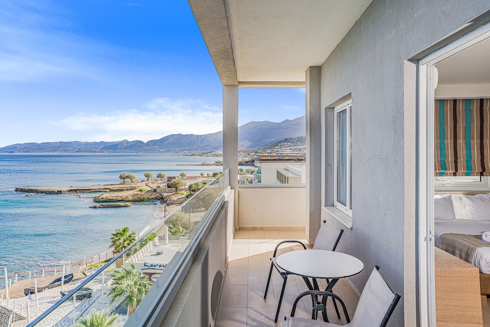 Glaros Beach Hotel — Hotel rooms in Hersonissos