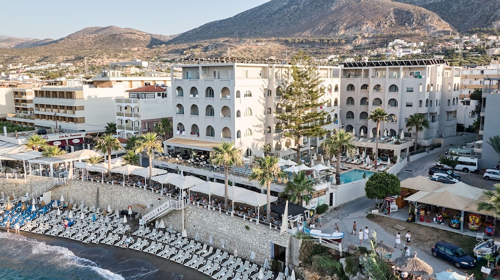 Glaros Beach Hotel — Hotel building in Hersonissos