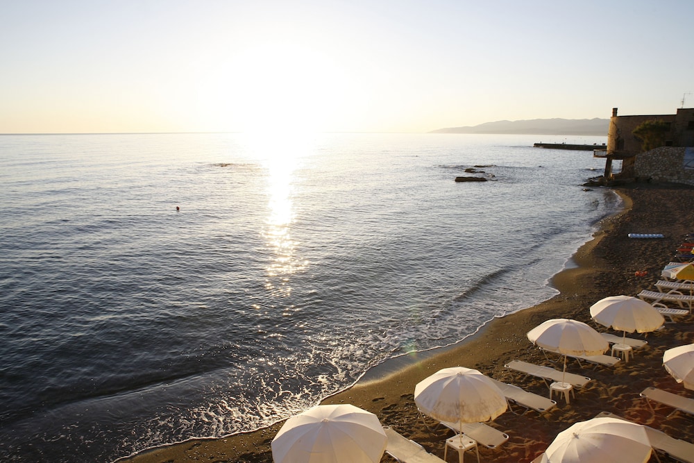 Glaros Beach Hotel — Beach in Hersonissos