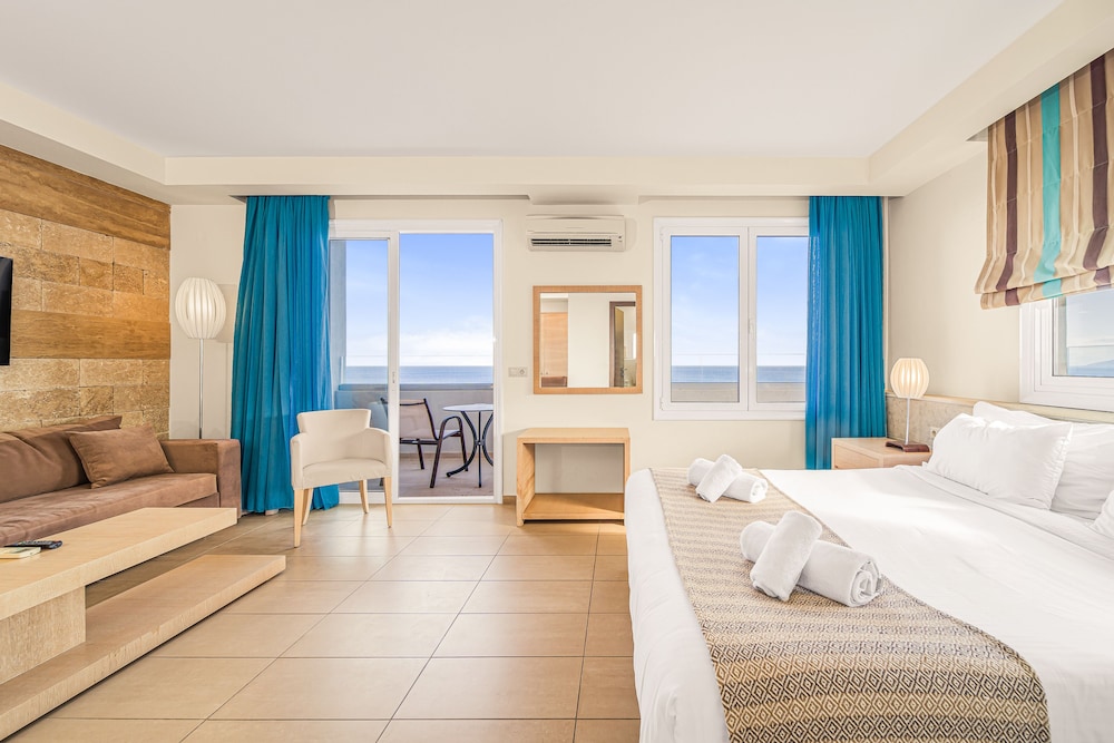 Glaros Beach Hotel — Hotel rooms in Hersonissos