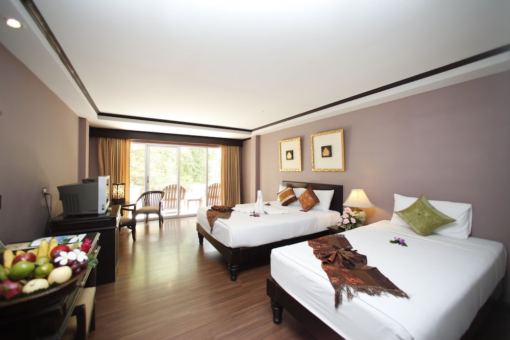 The Fair House Beach Resort & Hotel — Hotel rooms in Bo Phut, Surat Thani