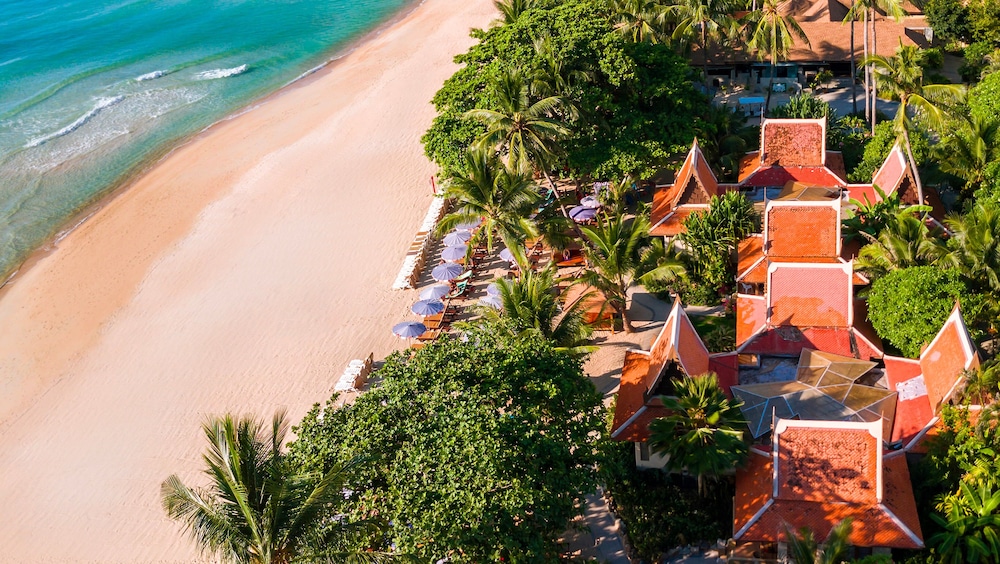 The Fair House Beach Resort & Hotel — Beach in Bo Phut, Surat Thani