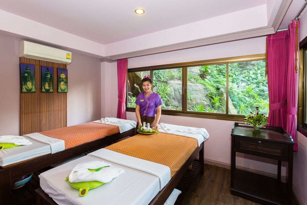 The Fair House Beach Resort & Hotel — Hotel rooms in Bo Phut, Surat Thani