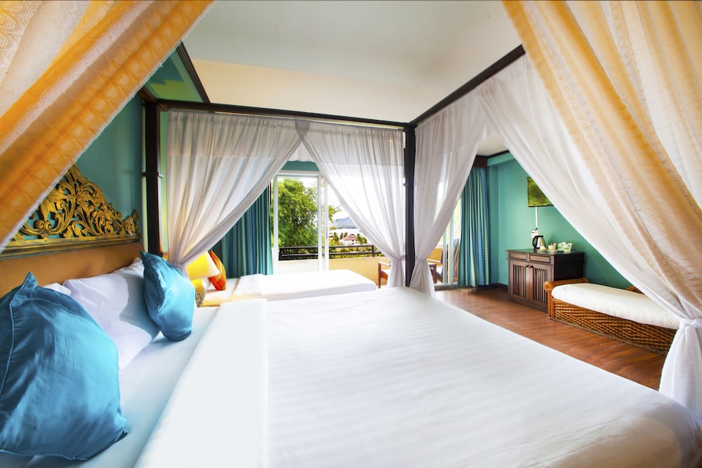 The Fair House Beach Resort & Hotel — Hotel rooms in Bo Phut, Surat Thani