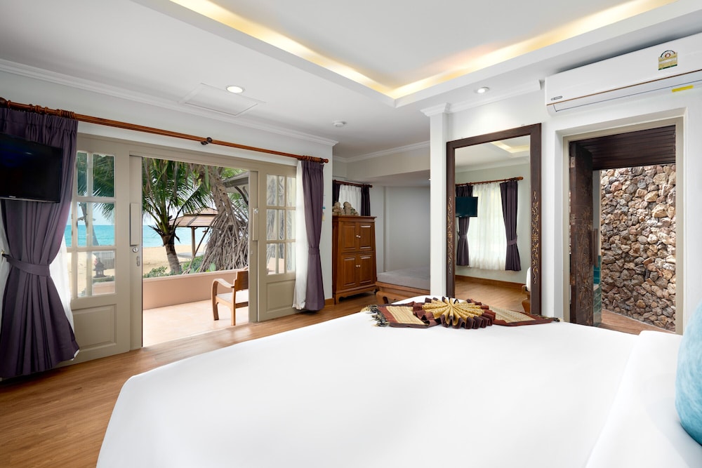 The Fair House Beach Resort & Hotel — Hotel rooms in Bo Phut, Surat Thani