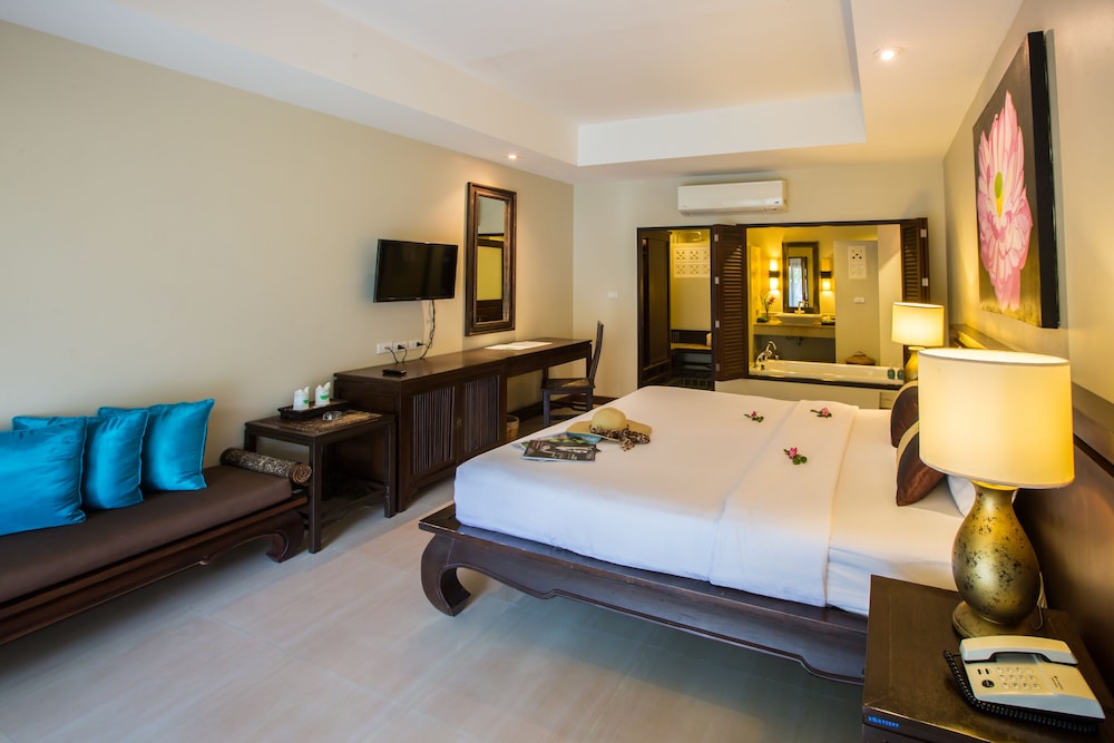 The Fair House Beach Resort & Hotel — Hotel rooms in Bo Phut, Surat Thani