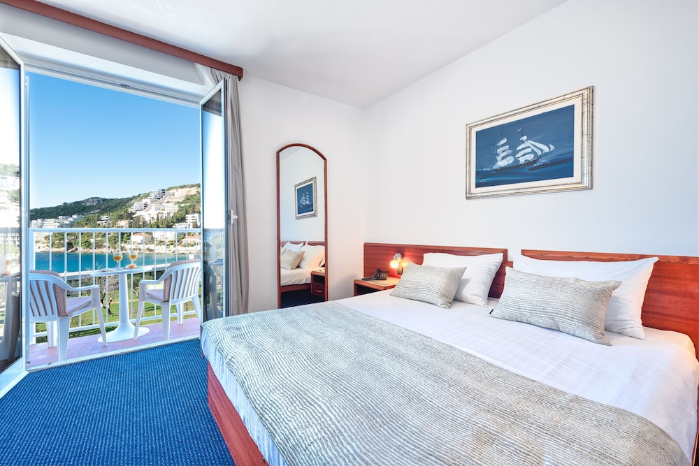 Hotel Komodor — Hotel rooms in Dubrovnik, Dubrovnik-Neretva