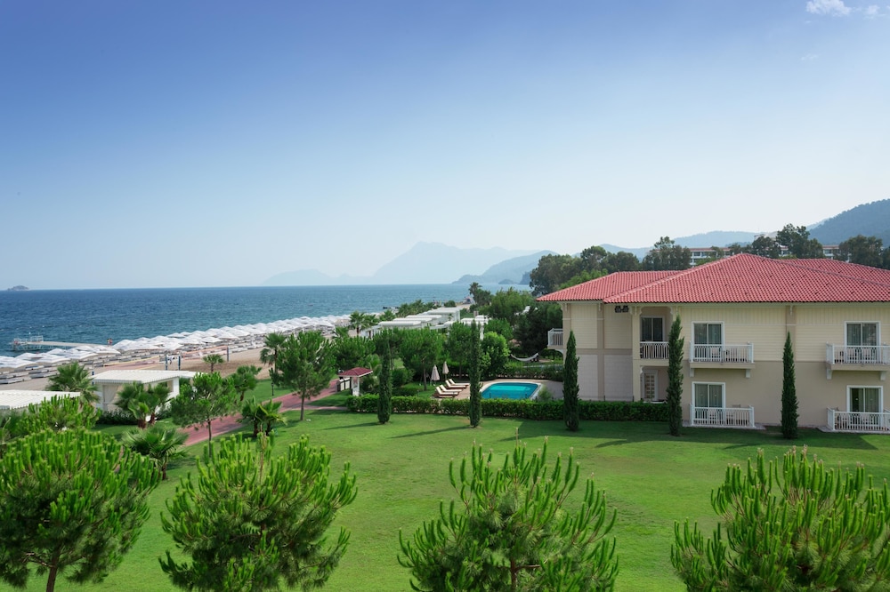 Güral Premier Tekirova - All Inclusive — Beach in Kemer