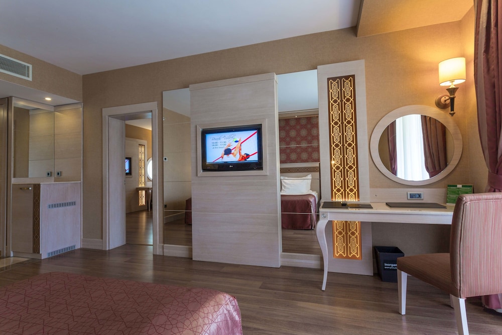 Güral Premier Tekirova - All Inclusive — Hotel rooms in Kemer