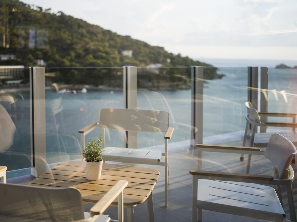 Hotel Kompas — Restaurant & bars in Dubrovnik, Dubrovnik-Neretva