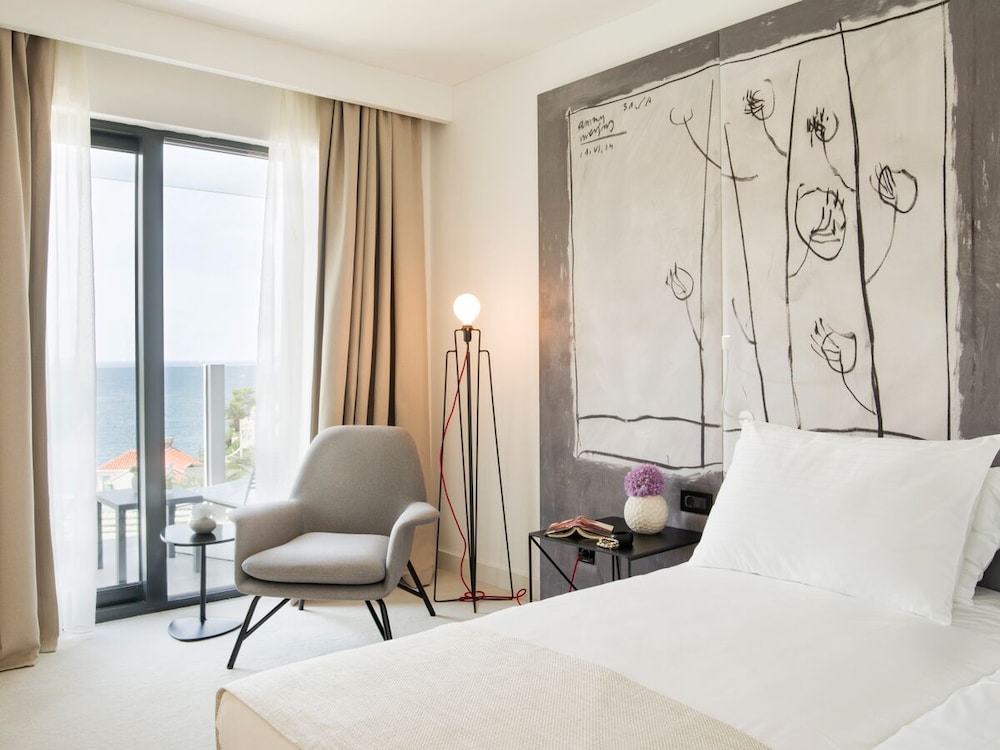 Hotel Kompas — Hotel rooms in Dubrovnik, Dubrovnik-Neretva