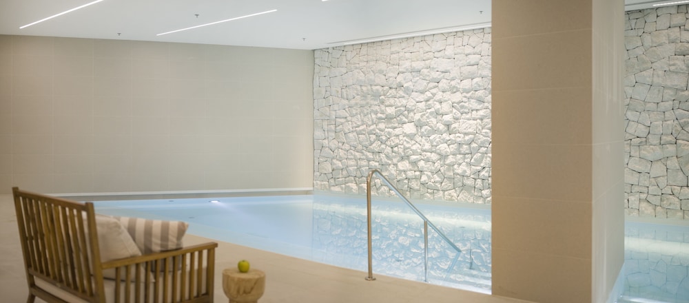 Hotel Kompas — Swimming pool in Dubrovnik, Dubrovnik-Neretva