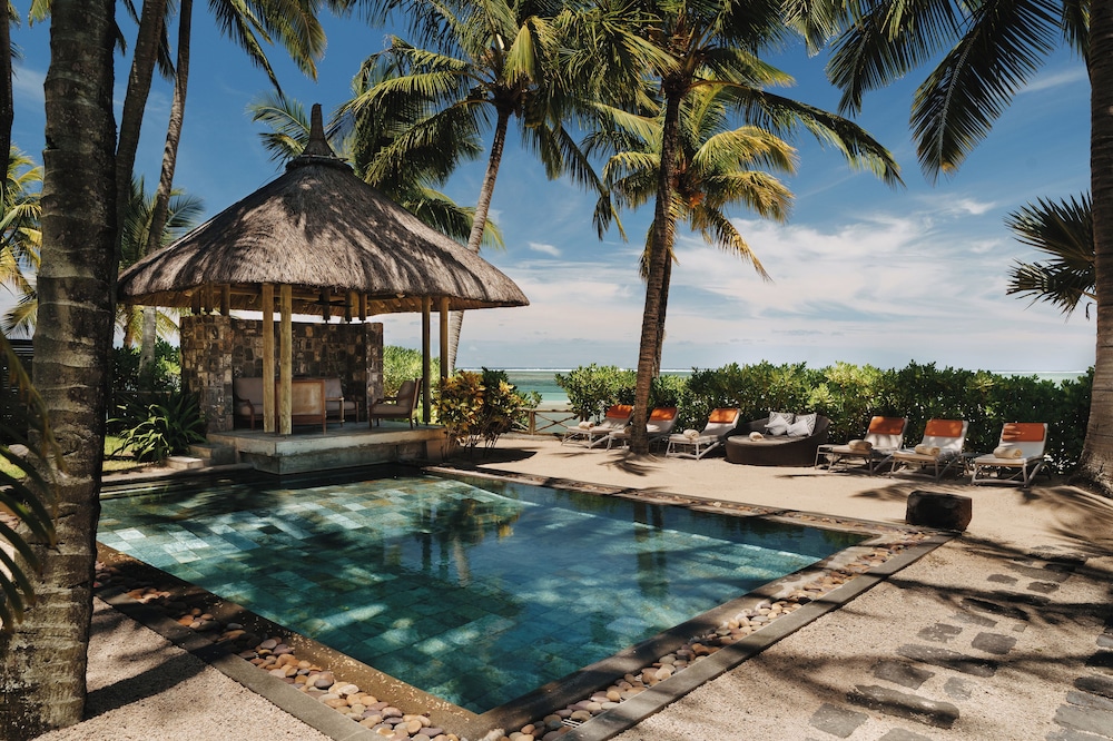 Heritage Awali Golf & Spa Resort – All Inclusive — Swimming pool in Bel Ombre, Savanne