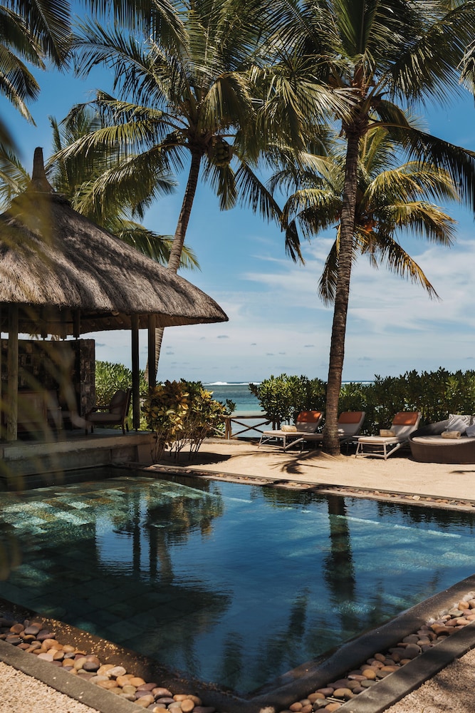Heritage Awali Golf & Spa Resort – All Inclusive — Swimming pool in Bel Ombre, Savanne