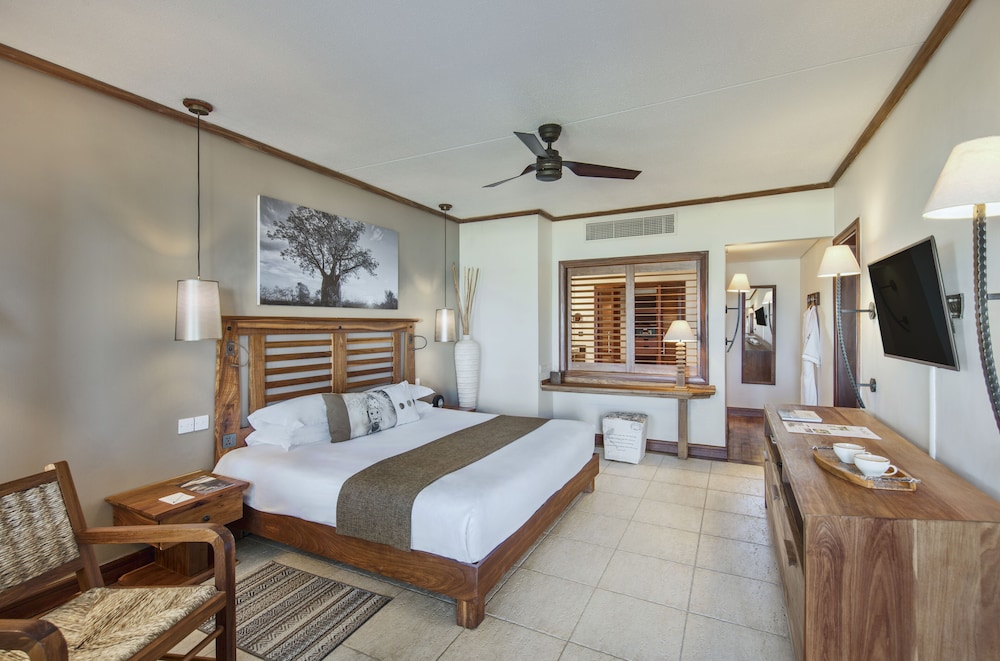 Heritage Awali Golf & Spa Resort – All Inclusive — Hotel rooms in Bel Ombre, Savanne