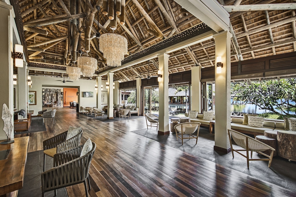 Heritage Awali Golf & Spa Resort – All Inclusive — Hotel building in Bel Ombre, Savanne