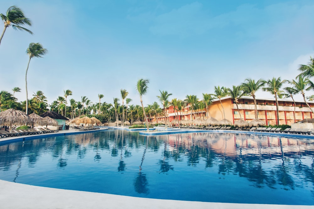 Iberostar Waves Punta Cana - All Inclusive — Swimming pool in Bavaro, La Altagracia