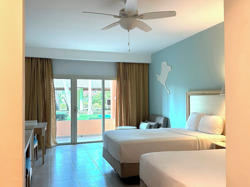 Iberostar Waves Punta Cana - All Inclusive — Hotel rooms in Bavaro, La Altagracia
