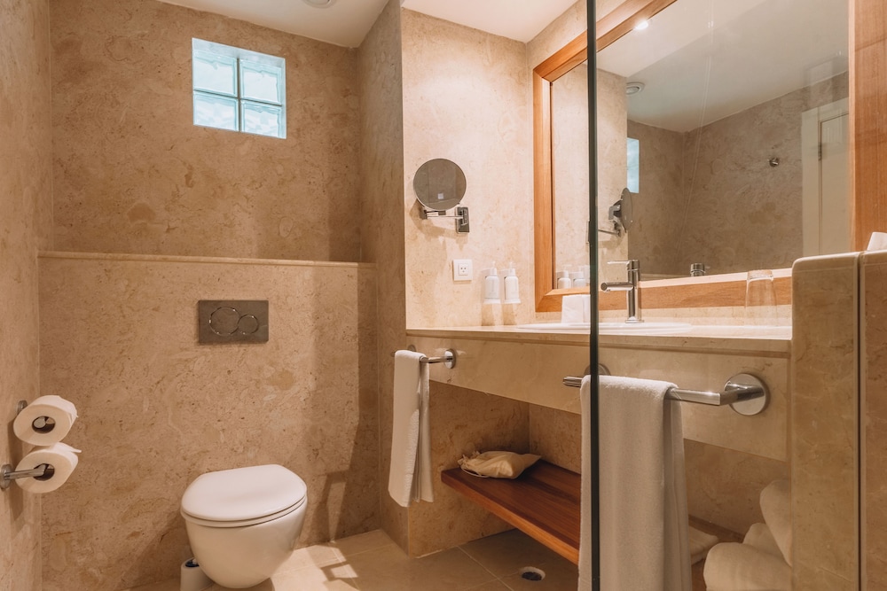 Iberostar Waves Punta Cana - All Inclusive — Hotel rooms in Bavaro, La Altagracia