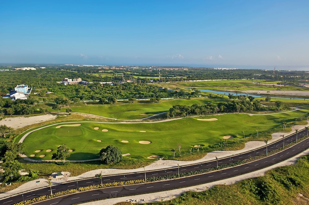 Iberostar Waves Punta Cana - All Inclusive — Sports & recreation in Bavaro, La Altagracia