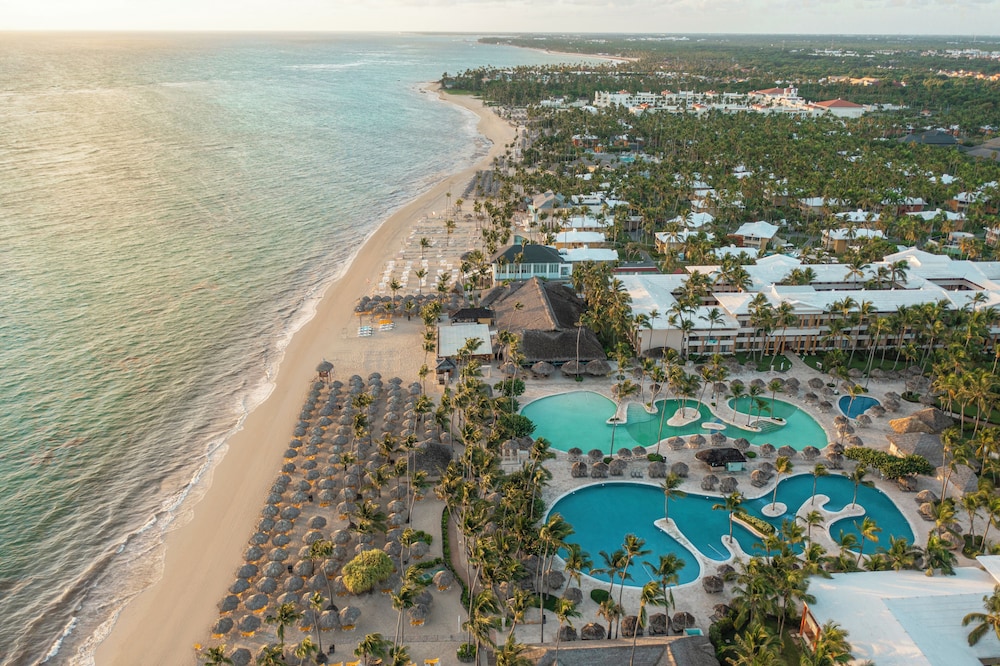 Iberostar Waves Punta Cana - All Inclusive — Beach in Bavaro, La Altagracia