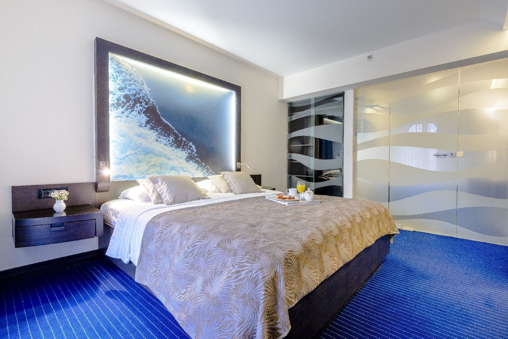 Hotel Lapad — Hotel rooms in Dubrovnik, Dubrovnik-Neretva