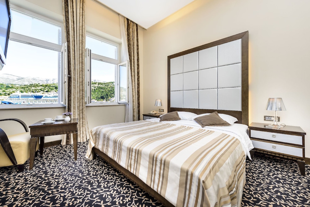 Hotel Lapad — Hotel rooms in Dubrovnik, Dubrovnik-Neretva