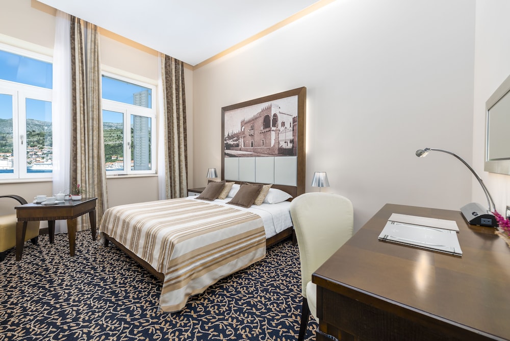 Hotel Lapad — Hotel rooms in Dubrovnik, Dubrovnik-Neretva
