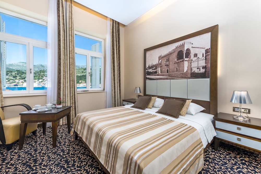 Hotel Lapad — Hotel rooms in Dubrovnik, Dubrovnik-Neretva